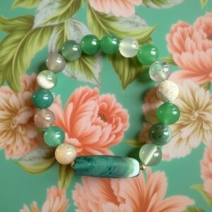 🆕 10mm Green flower Agate Bracelet 💚